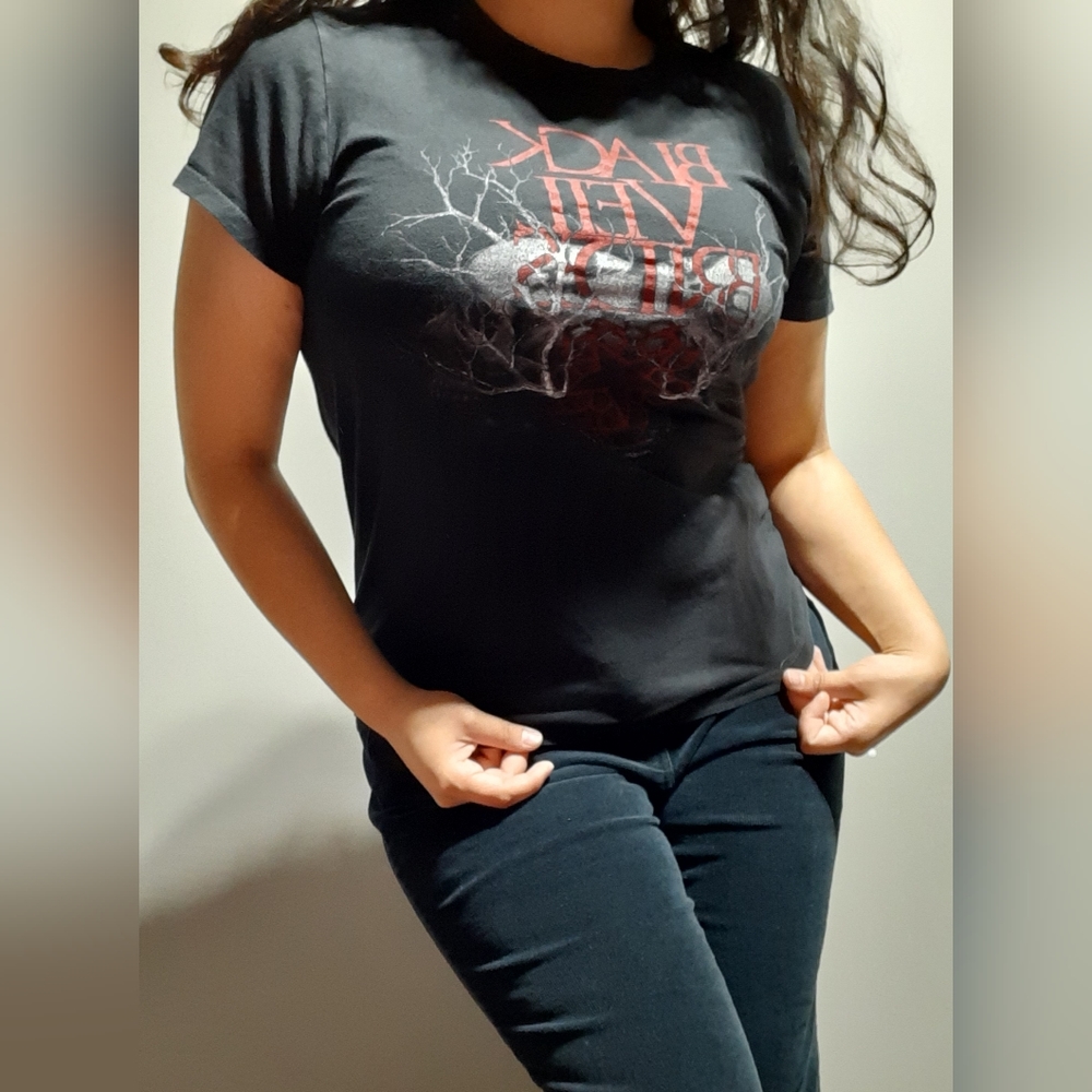 Black veil brides tee medium
